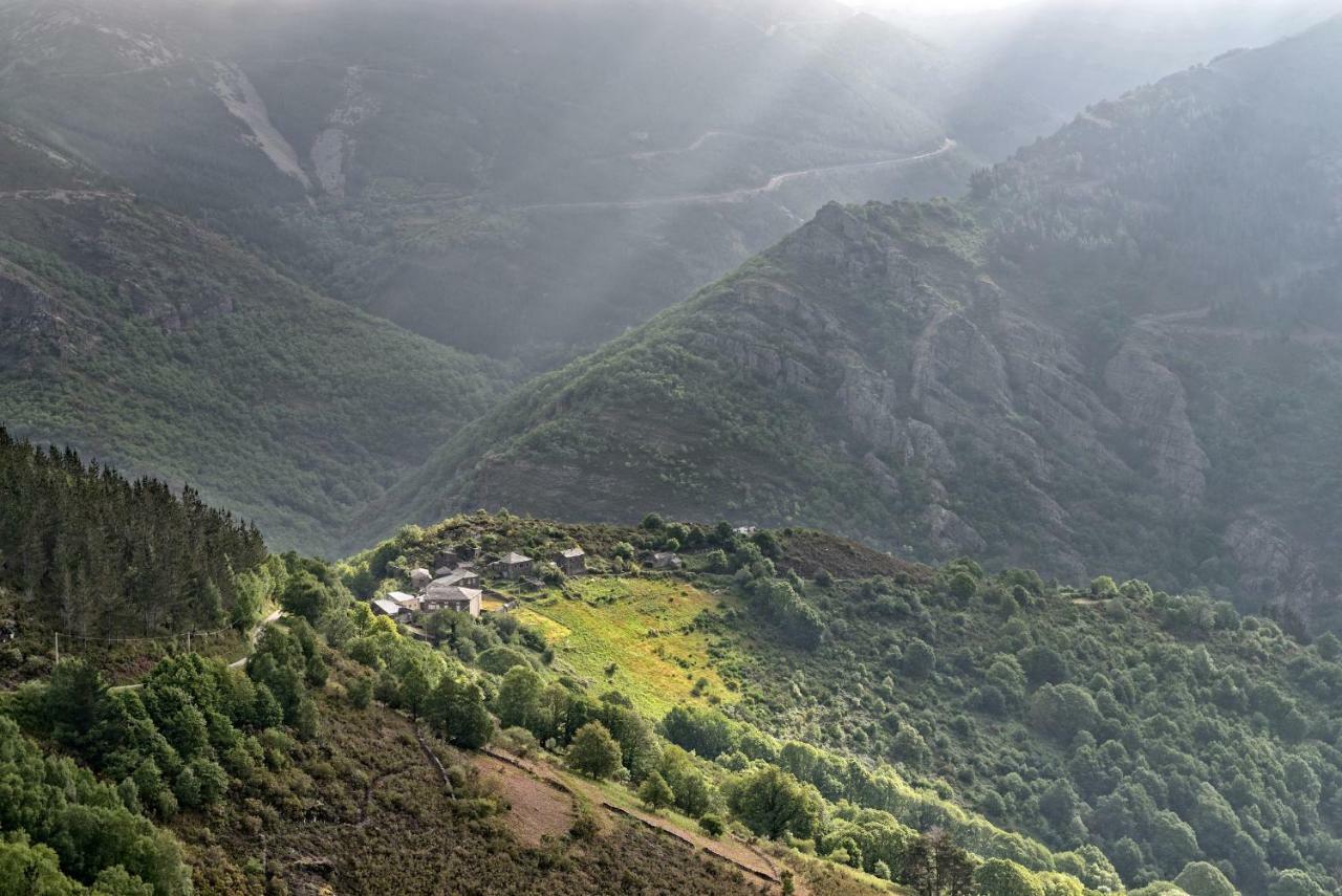 Апартаменти A Casoa II Санта-Еулалія-де-Оскос Екстер'єр фото